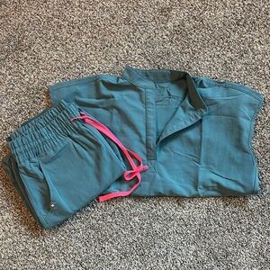 Figs Hydrogreen Scrub Set